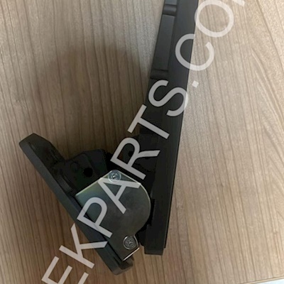 Deutz 04408182 Gaz Kelebeği - 04408182 Deutz Throttle Lever